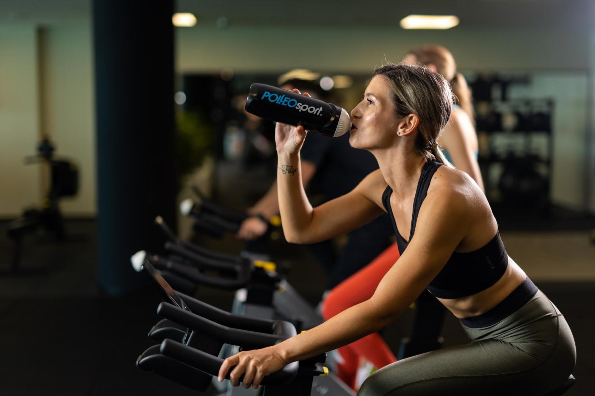 Hilton Rijeka Costabella Beach Resort And Spa Bagian luar foto A woman drinking water